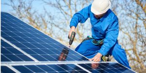 Installation Maintenance Panneaux Solaires Photovoltaïques à Mansat-la-Courriere